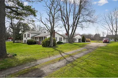 8134 Oberlin Road, Elyria, OH 44035 - Photo 21