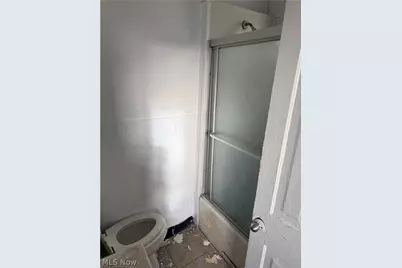 885 E 149th Street, Loveland, OH 44110 - Photo 15