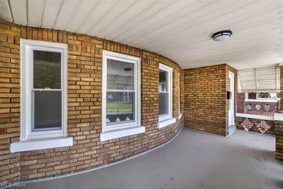 929 Thornhill Drive, Loveland, OH 44108 - Photo 3