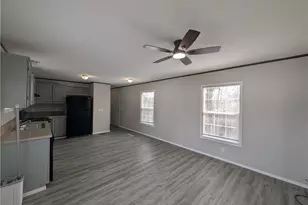 235 Cedar Brook Dr, Elyria, OH 44035 - Photo 3