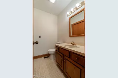 5453 East Boulevard NW, Canton, OH 44718 - Photo 19