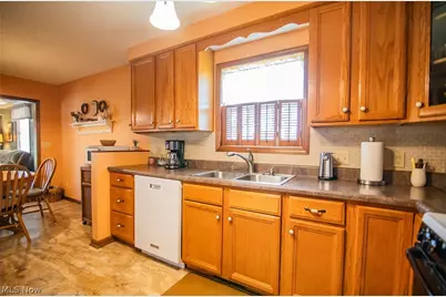 808 28th Street, Vienna, WV 26105 - Photo 13