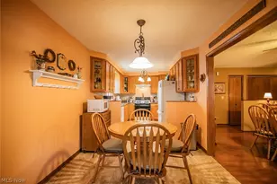 808 28th St, Vienna, WV 26105 - Photo 19