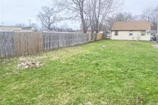 4387 Burkey Rd, Austintown, OH 44515 - Photo 15