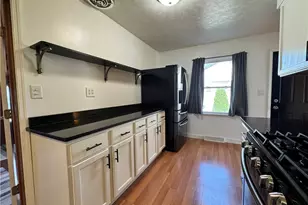 1905 Monticello Ave NW, Warren, OH 44485 - Photo 9