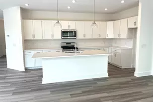 26329 Grand Vw Dr, Olmsted Twp, OH 44138 - Photo 5