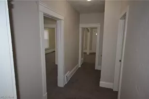 1064 Lane St, Akron, OH 44307 - Photo 23