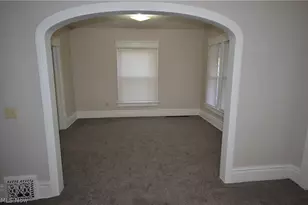 1064 Lane St, Akron, OH 44307 - Photo 15