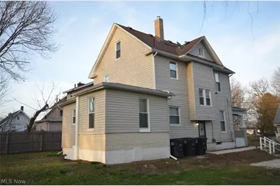 1064 Lane Street, Akron, OH 44307 - Photo 7