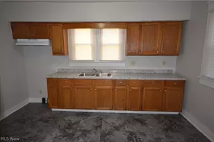 1064 Lane St, Akron, OH 44307 - Photo 19