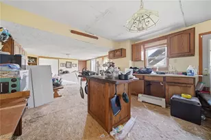 4677 Rock Spring Rd, Ravenna, OH 44266 - Photo 9