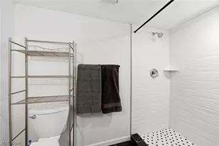 1284 Jackson Ave, Oakwood, OH 44107 - Photo 29