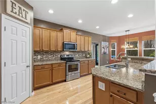 34453 Braemore Dr, North Ridgeville, OH 44039 - Photo 13