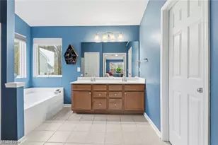 34453 Braemore Dr, North Ridgeville, OH 44039 - Photo 27