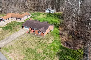 206 Ellsworth Dr, Marietta, OH 45750 - Photo 3