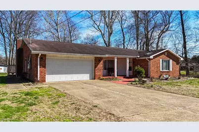 206 Ellsworth Drive, Marietta, OH 45750 - Photo 1