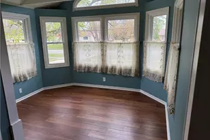 8352 Wyatt Rd, Grandview Heights, OH 44147 - Photo 5