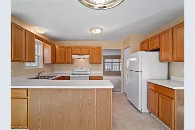 7770 Arbor Way, Parma, OH 44134 - Photo 7