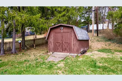 132 Bryden Road, Steubenville, OH 43953 - Photo 33