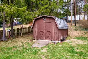 132 Bryden Rd, Steubenville, OH 43953 - Photo 33