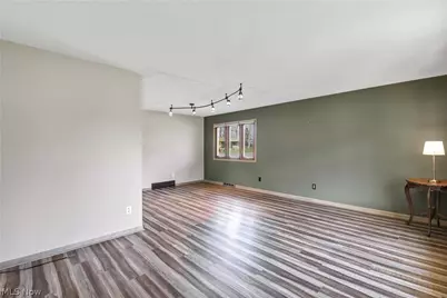 7350 Ames Road, Parma, OH 44129 - Photo 3