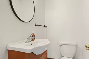 2410 Munroe Falls Ave, Cuyahoga Falls, OH 44221 - Photo 23