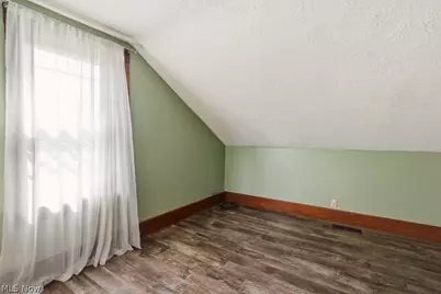 2410 Munroe Falls Avenue, Cuyahoga Falls, OH 44221 - Photo 27