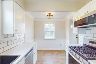 14732 Grapeland Ave, Loveland, OH 44111 - Photo 7