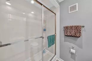 5236 Creekside Blvd, Brunswick Hills, OH 44212 - Photo 27