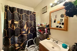 412 E 146th St, Loveland, OH 44110 - Photo 15