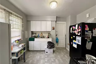 412 E 146th St, Loveland, OH 44110 - Photo 29