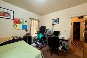 412 E 146th St, Loveland, OH 44110 - Photo 17