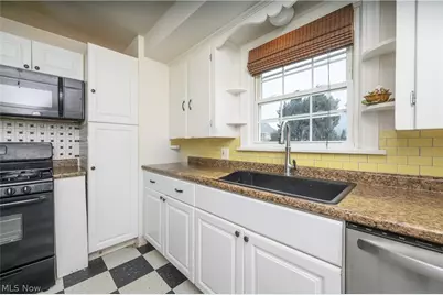 1220 Havana Place NE, Canton, OH 44714 - Photo 5