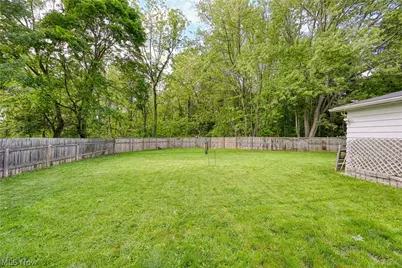 2161 Savoy Avenue, Akron, OH 44305 - Photo 35