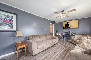 2161 Savoy Ave, Akron, OH 44305 - Photo 5