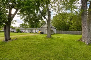 2161 Savoy Ave, Akron, OH 44305 - Photo 25