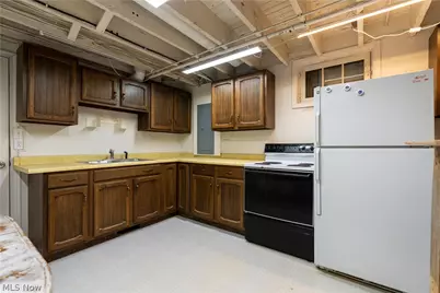 1202 N Wooster Avenue, Dover, OH 44622 - Photo 33