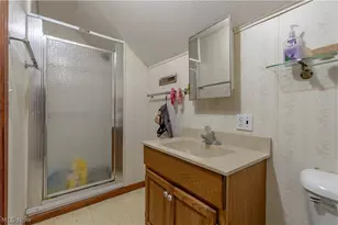 1202 N Wooster Ave, Dover, OH 44622 - Photo 27