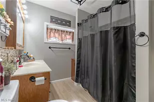 1202 N Wooster Ave, Dover, OH 44622 - Photo 25