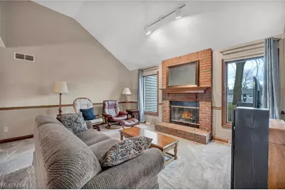 4171 Sterling Station Drive, Brunswick, OH 44212 - Photo 7