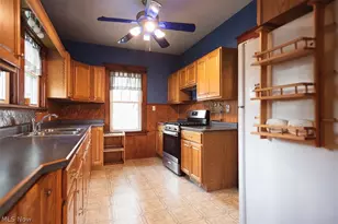 33 N Hartford Ave, Youngstown, OH 44509 - Photo 7