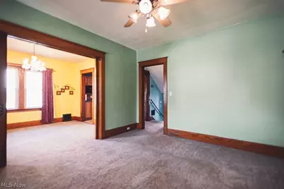 33 N Hartford Avenue, Youngstown, OH 44509 - Photo 3