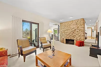 960 Poulsen Drive, Akron, OH 44313 - Photo 11