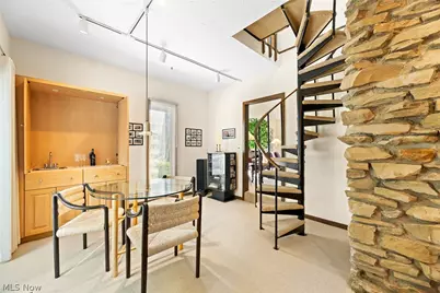 960 Poulsen Drive, Akron, OH 44313 - Photo 15