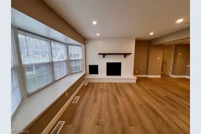 6910 Carriage Hill Drive #101, Brecksville, OH 44141 - Photo 9