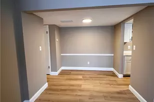 6910 Carriage Hill Dr, Brecksville, OH 44141 - Photo 13