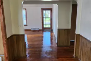 21300 Wilmore Ave, Euclid, OH 44123 - Photo 7