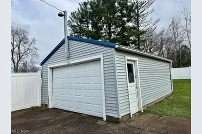 2173 Clearview Drive, Warren, OH 44483 - Photo 7