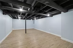 950 Park Ave, Amherst, OH 44001 - Photo 25