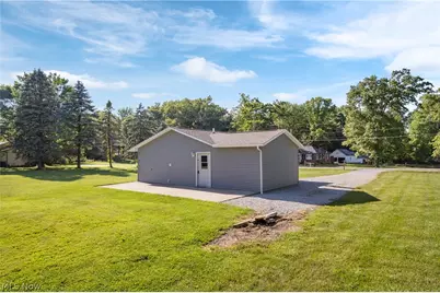 13095 Portage Street, Doylestown, OH 44230 - Photo 23